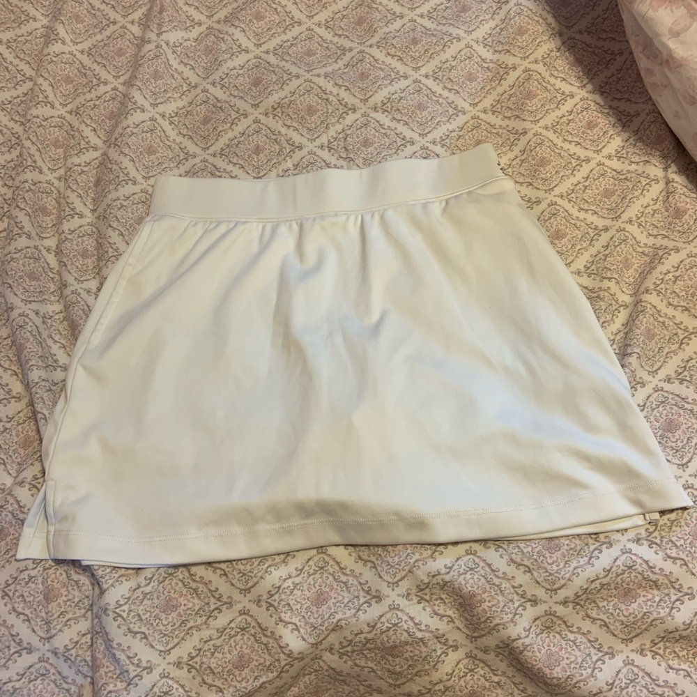 A golf skirt